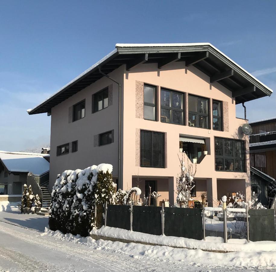 Ferienwohnung Antonia 부첸 외부 사진